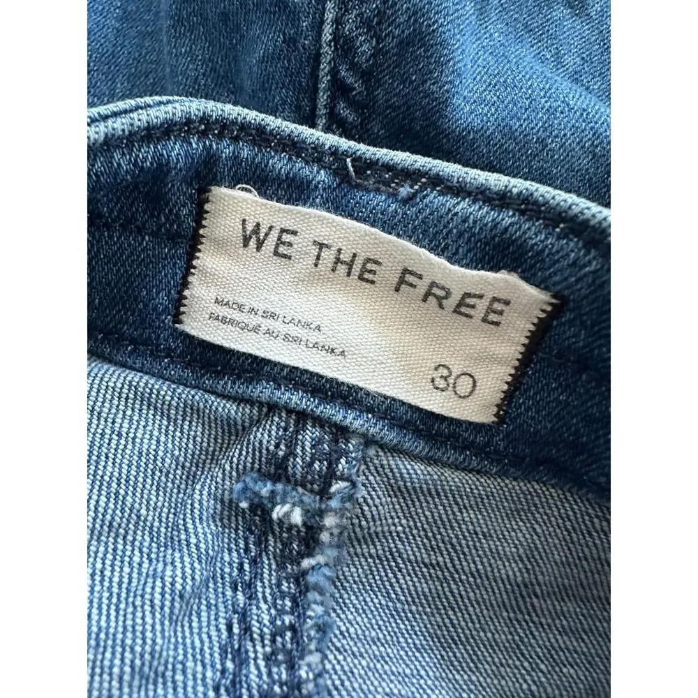 Free People We The Free Marque Flare Jeans size 30 Raw Hem Denim Bell Bottoms